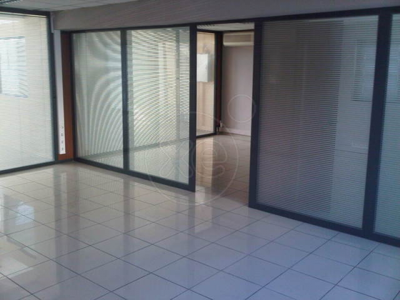 100035_495770_x.jpg